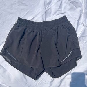 BLACK LULU SHORTS
